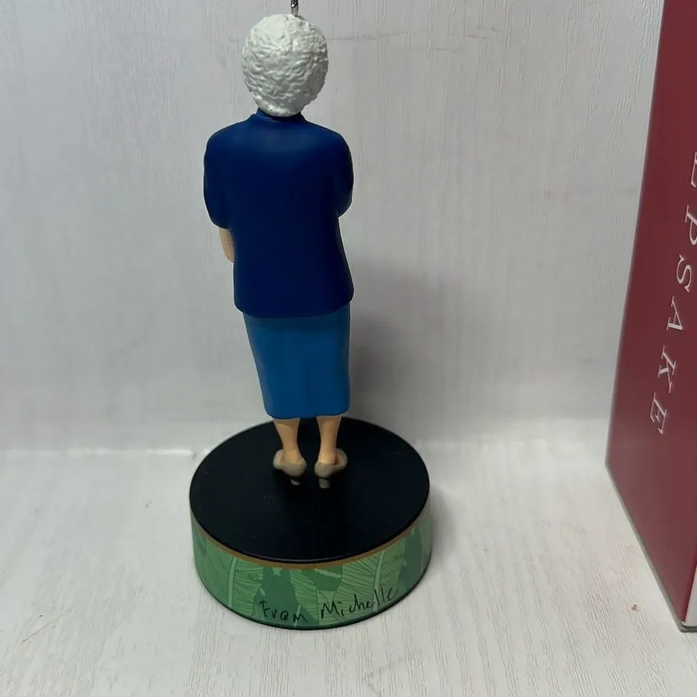 2022 Hallmark SOPHIA PETRILLO Golden Girls Magic Sound‎  Keepsake Ornament